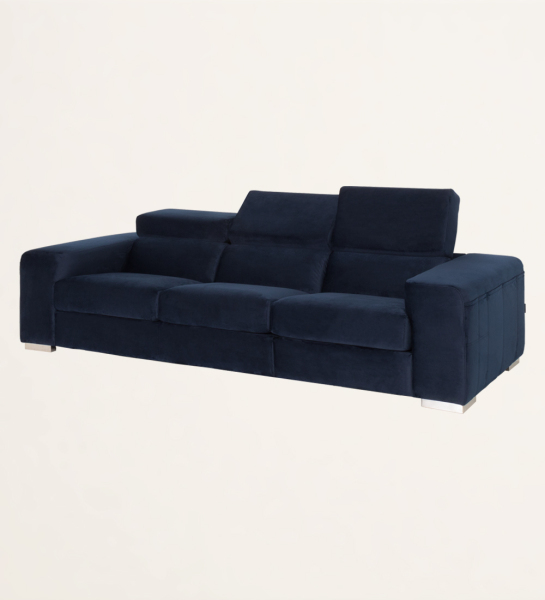 3 sièges, recouverts de tissu, avec appuis-tête inclinables.